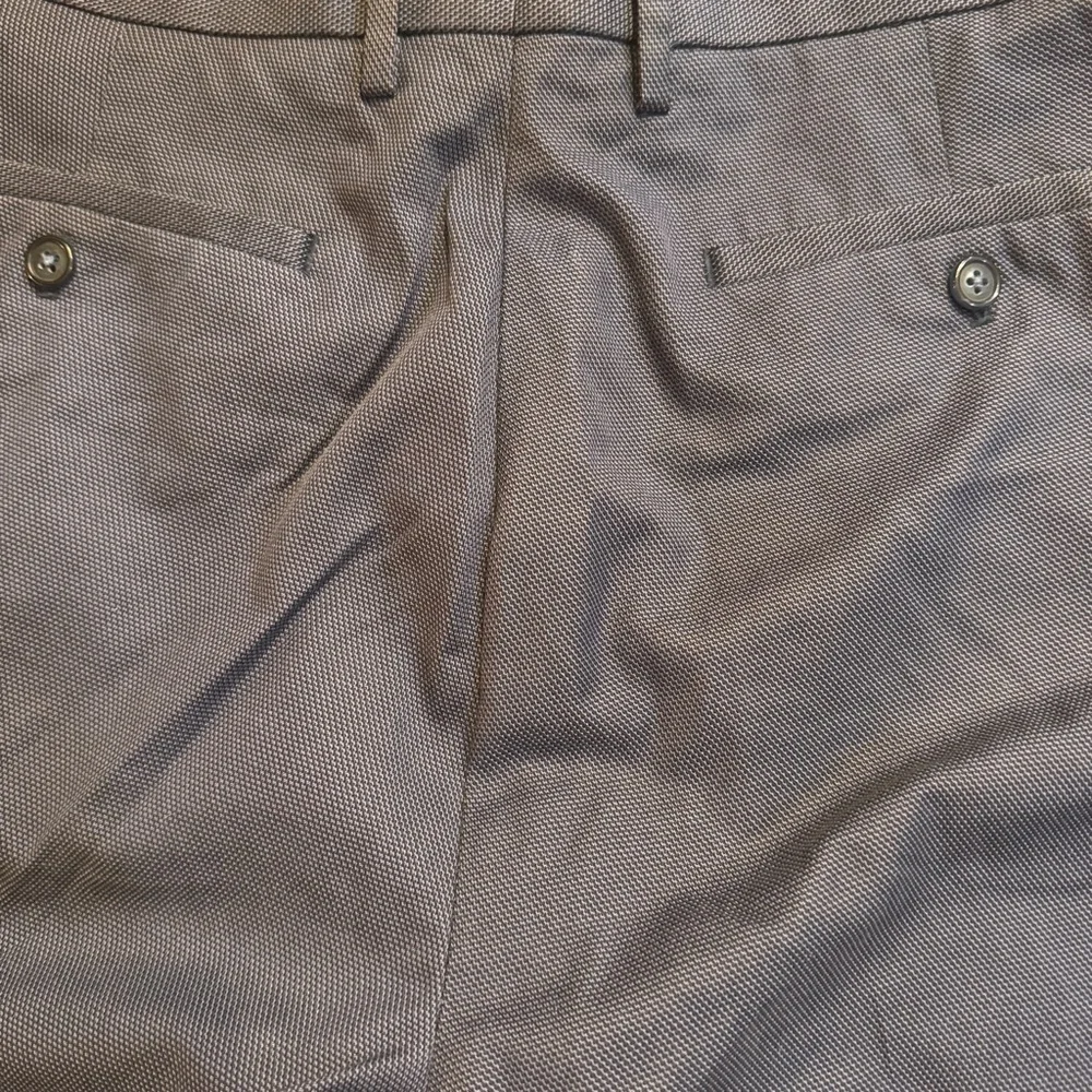 Banana Republic Non-Iron Modern Slim Fit 100% Cotton‎ Blue textured fabric